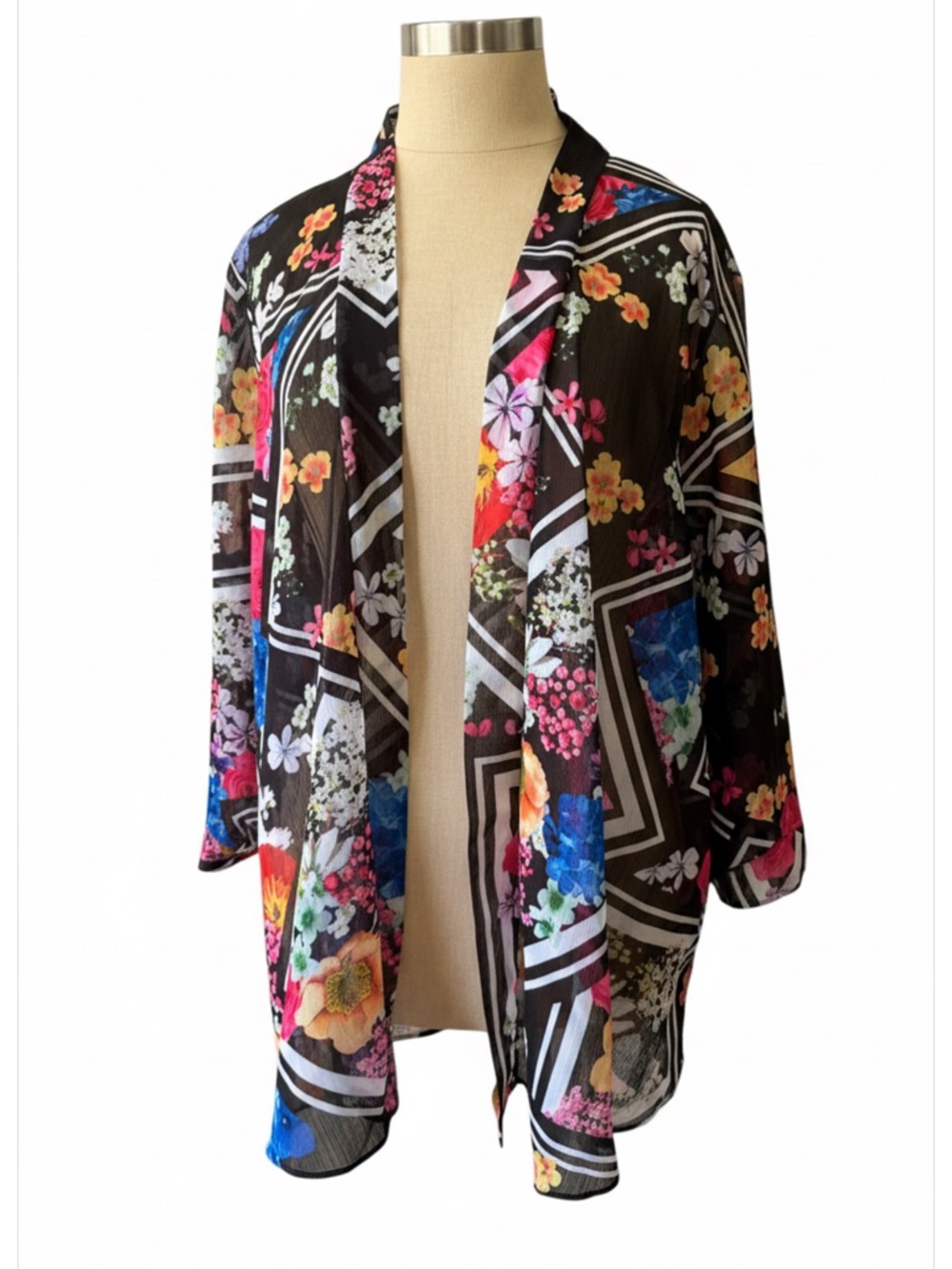 Travel Elements Floral Sheer Kimono in Black Multi sz Medium
